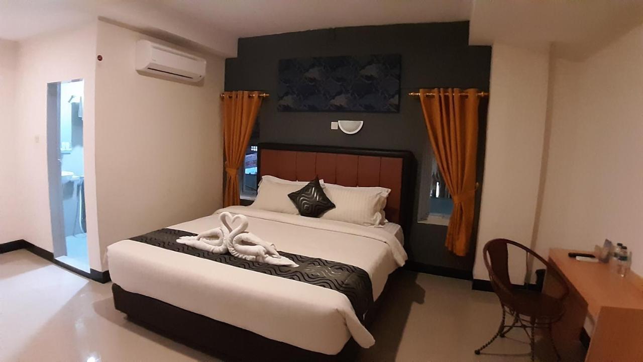 New Gentala Hotel Medan Ngoại thất bức ảnh