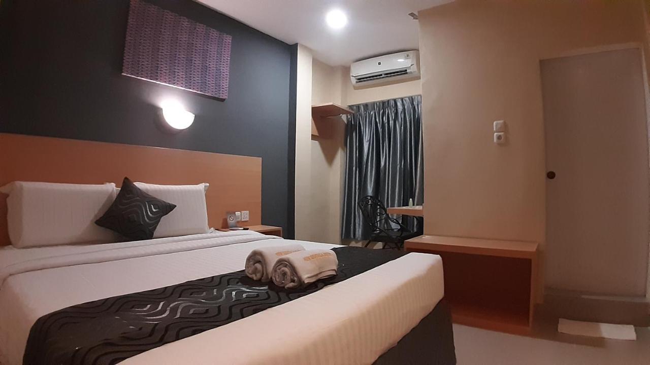 New Gentala Hotel Medan Ngoại thất bức ảnh