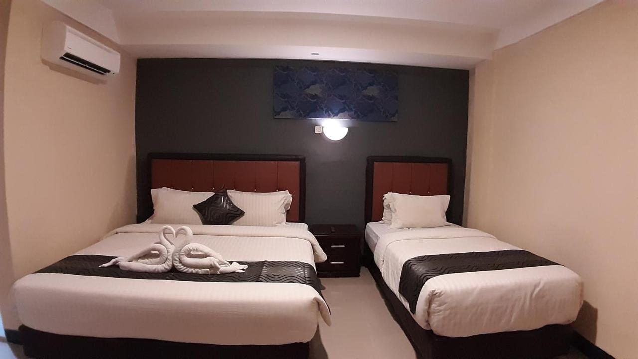 New Gentala Hotel Medan Ngoại thất bức ảnh